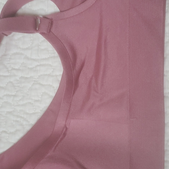 True &Co Soft Form V-Neck Bralette, New, No Tag - Picture 7 of 8